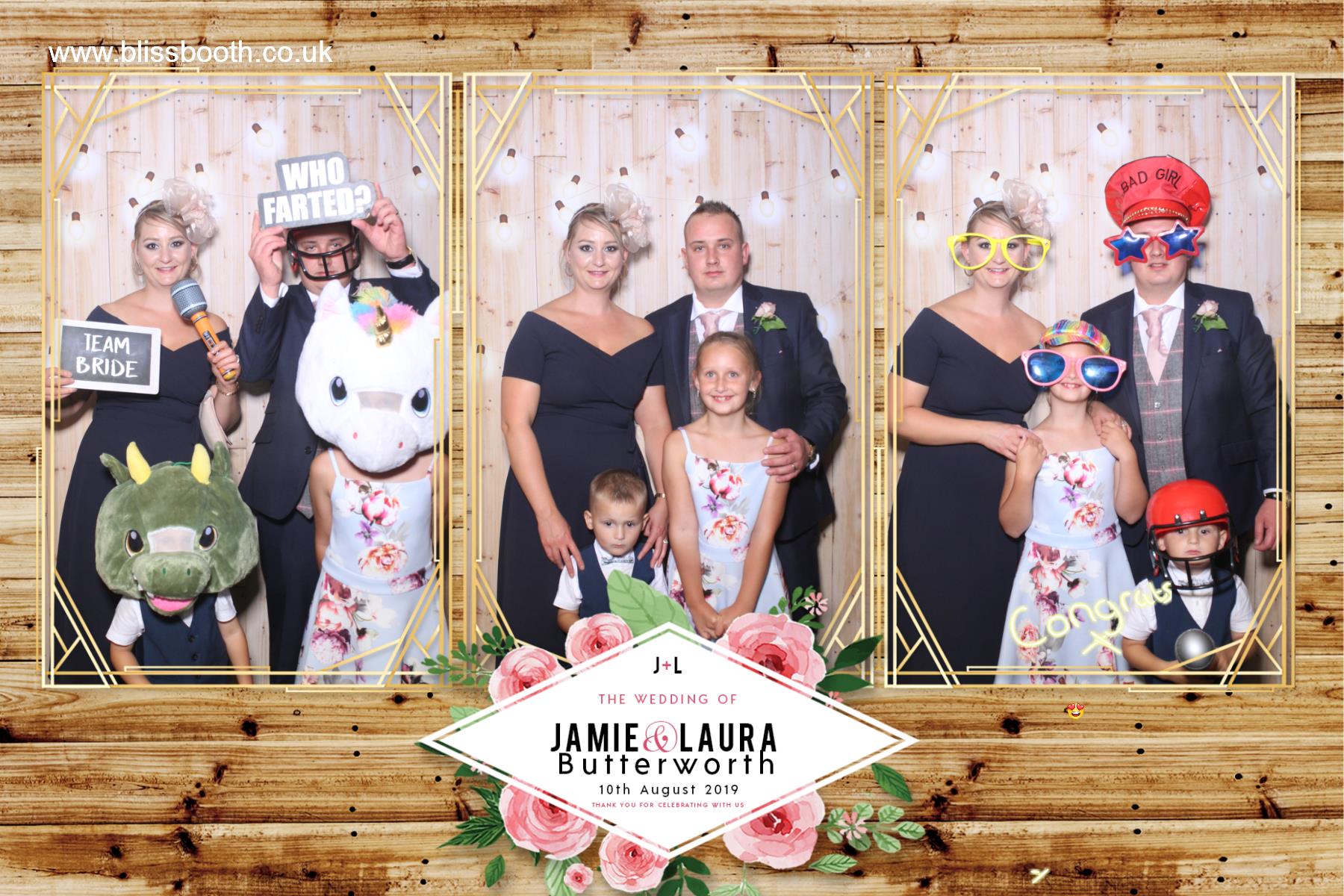 Laura and Jamie | View more photos from the event at gallery.blissbooth.co.uk/u/BlissBooth/Laura-and-Jamie